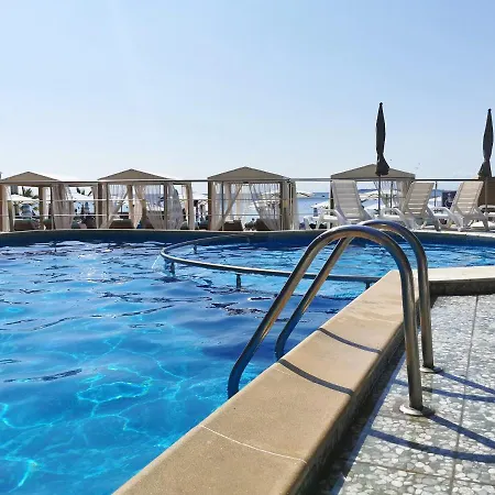 Beachfront Smart Homes By Marty's Солнечный берег