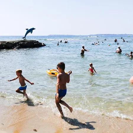 Beachfront Smart Homes By Marty's